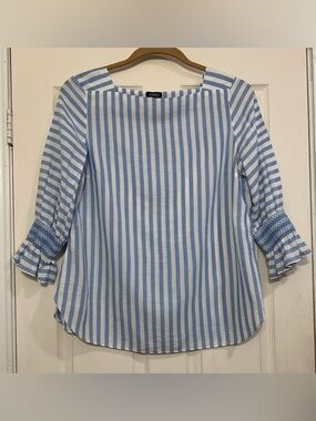 Jones New York Blue & White Boat Style XL Blouse.              3133
